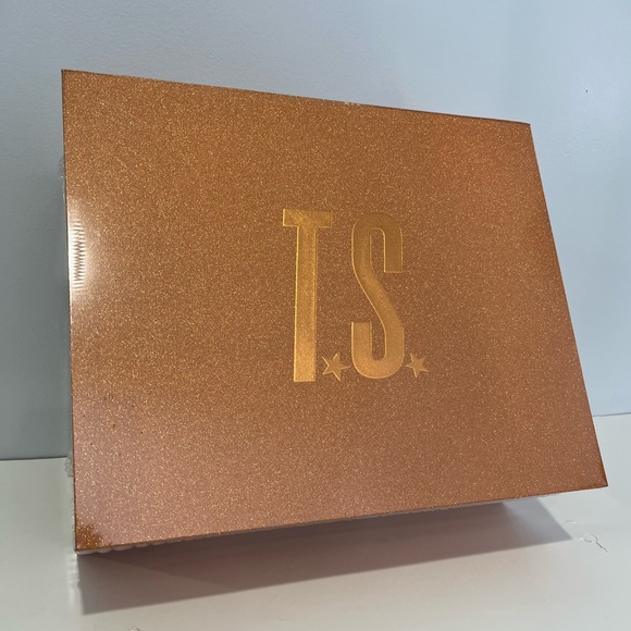 New Taylor Swift The Life Of A Showgirl Cardigan XL/2XL Box Set Orange - Picture 2 of 3